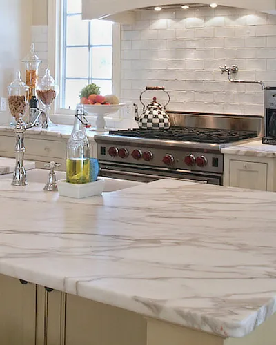 White And Brown Quartz Countertops – Countertops Ideas
